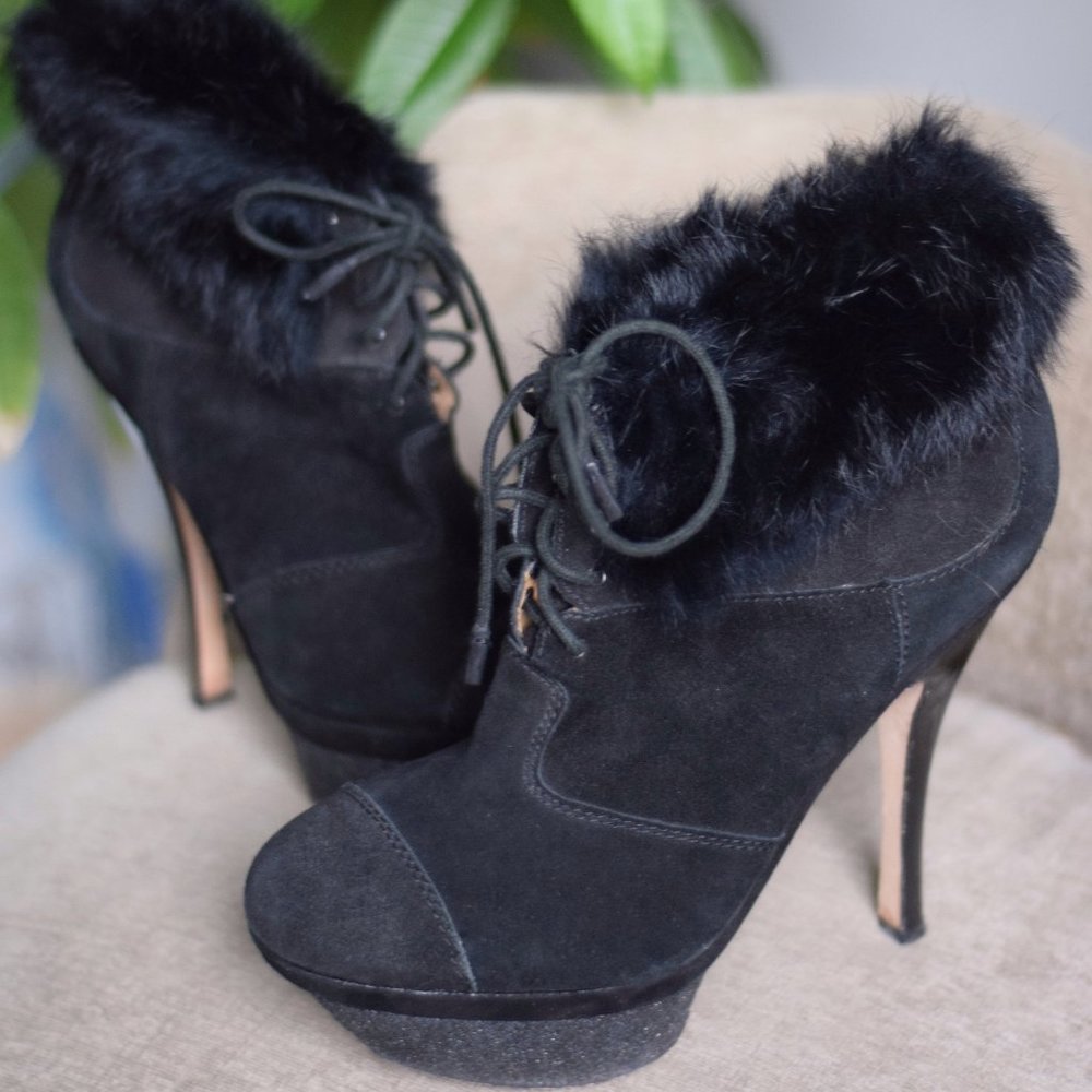Pier Suede Booties with Rabbit Cuff
